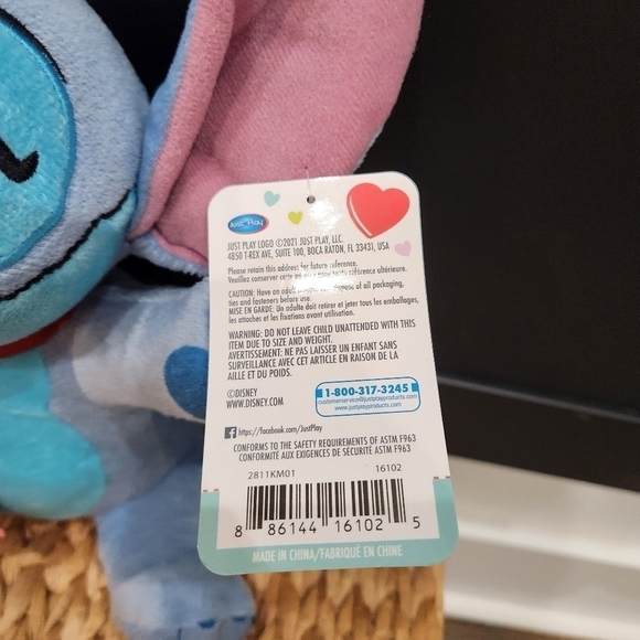 New - Disney Valintine's Day or Someone you LOVE Stitch 11 inch Plush Toy NWT - Picture 3 of 7